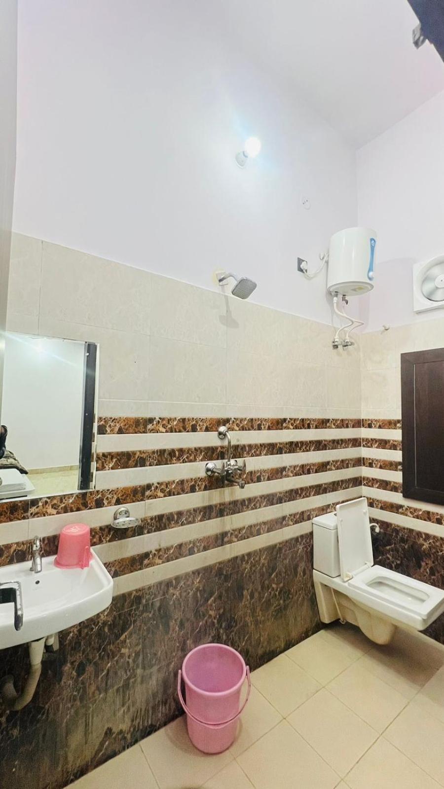 Hotel Rudra Residency Near Railway Station Mathura Zewnętrze zdjęcie