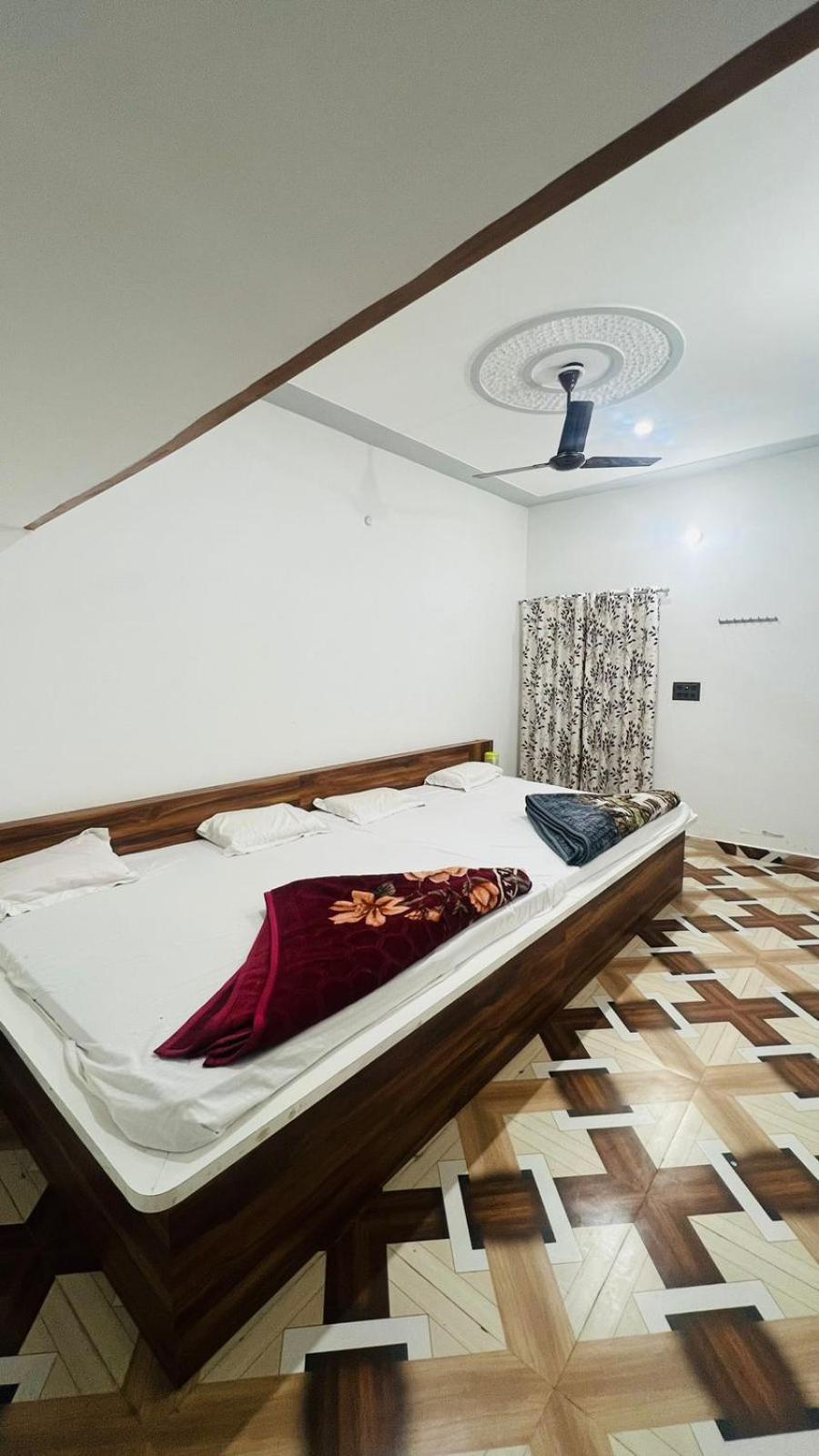 Hotel Rudra Residency Near Railway Station Mathura Zewnętrze zdjęcie
